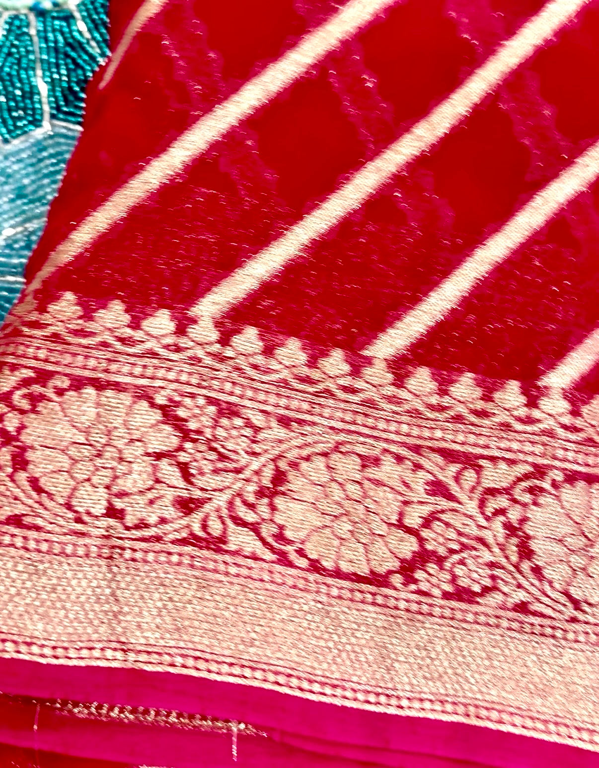 Lahariya Zari Weaving Khadi Georgette Banarasi Saree – Fall & Pico Done