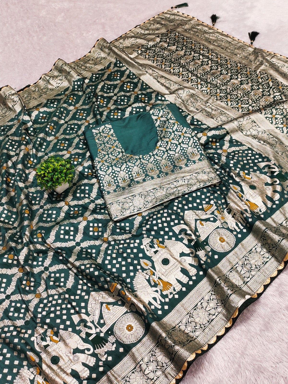 Royal Legacy – Pure Russian Silk Saree with Hathi-Ghora Motifs & Heavy Zari Work