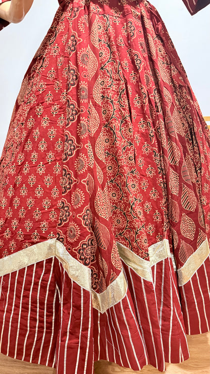 Pure Kutchhi Print Chaniya Choli with Heavy Gotta Border