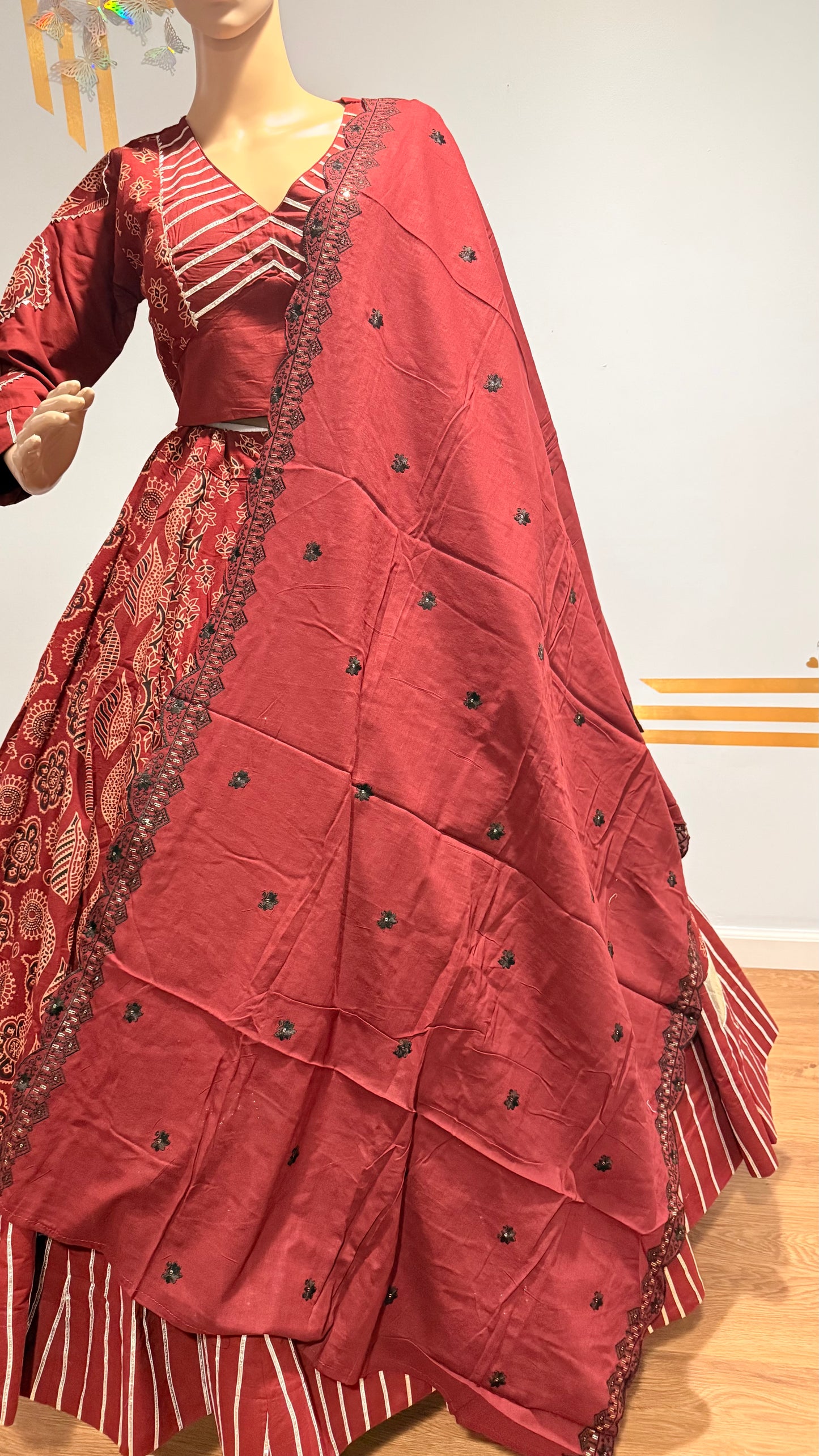 Pure Kutchhi Print Chaniya Choli with Heavy Gotta Border