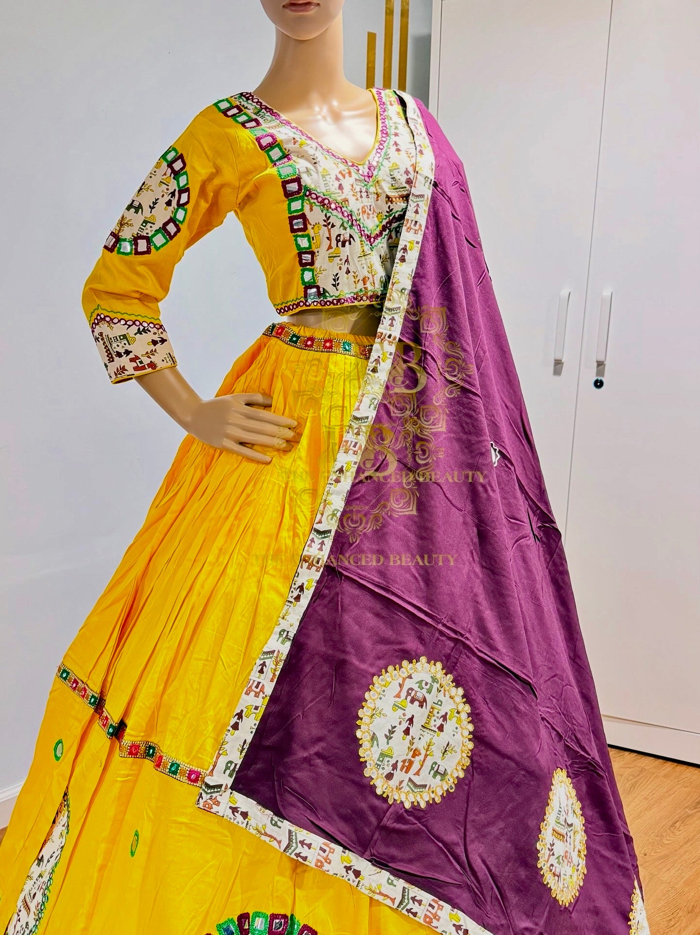 Varli- Chakra Chaniya Choli