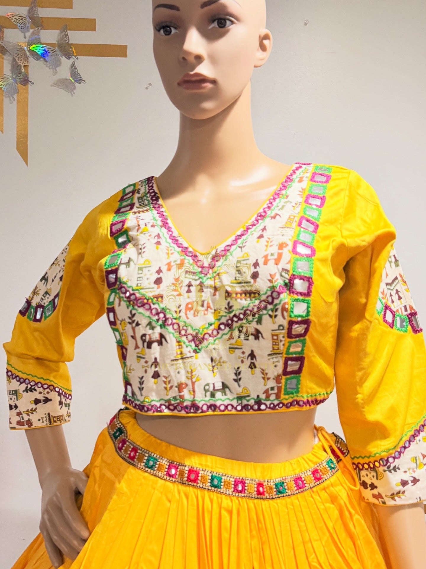 Varli- Chakra Chaniya Choli