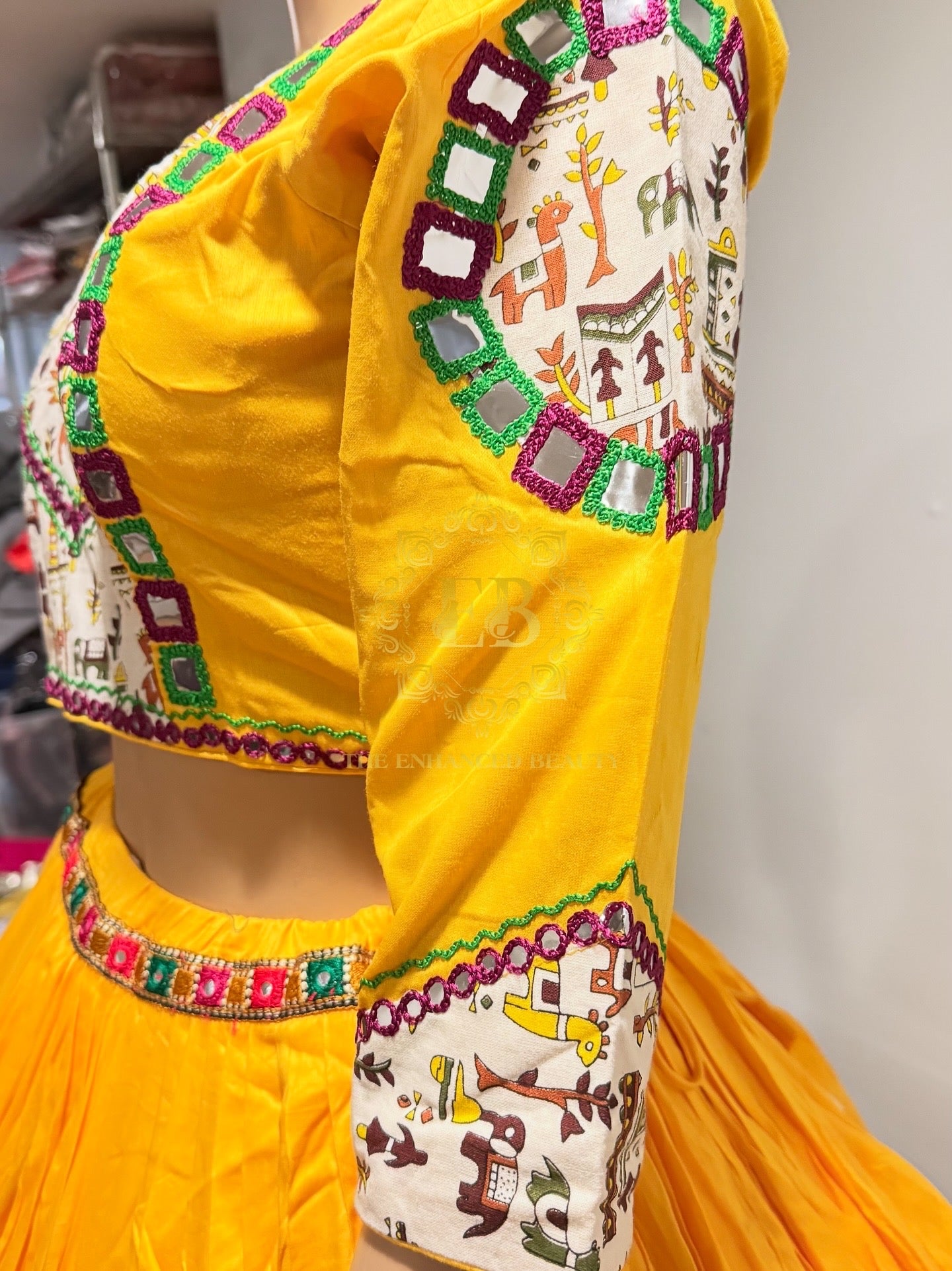 Varli- Chakra Chaniya Choli