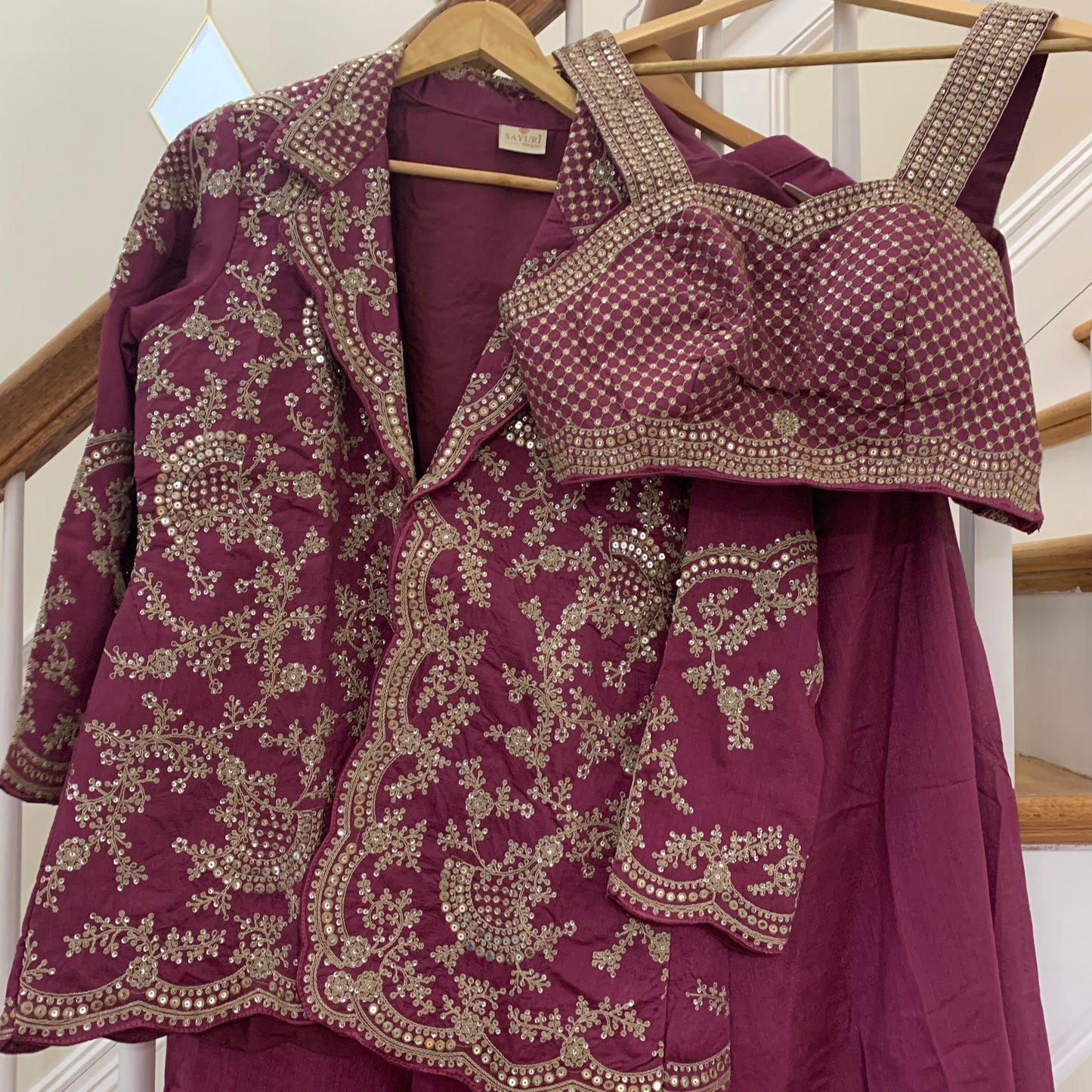 – Jacket, Bustier & Palazzo | The Enhanced Beauty 2-3 Shipping days in USA