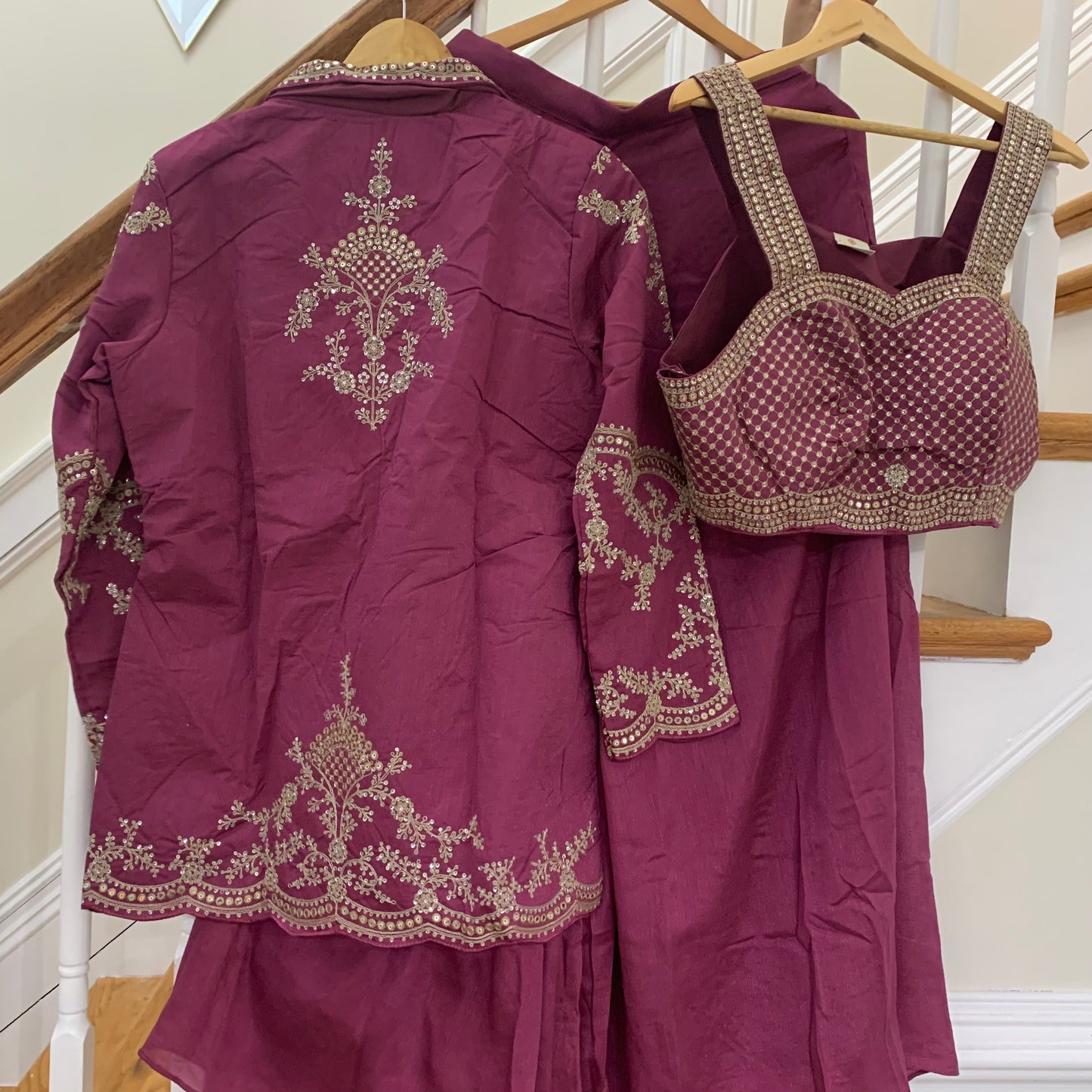 – Jacket, Bustier & Palazzo | The Enhanced Beauty 2-3 Shipping days in USA