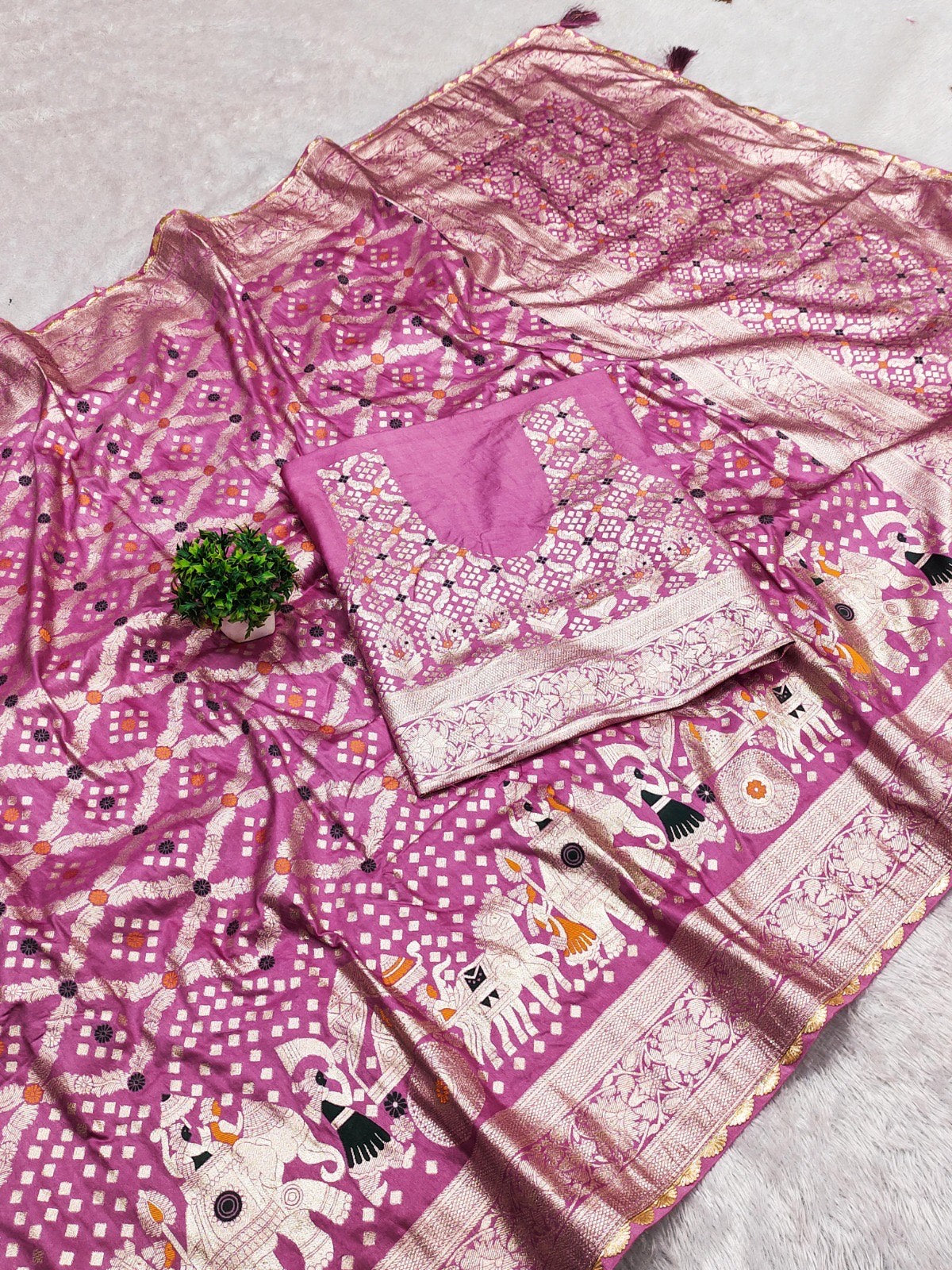 Royal Legacy – Pure Russian Silk Saree with Hathi-Ghora Motifs & Heavy Zari Work